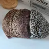 Gorra de Visera Nueva Retro con Bloques de Color y Estampado de Leopardo, Gorra de Béisbol de Moda para Adelgazar el Rostro, Gorra Versátil de Artista de Moda, Gorra de Periodista Urbana
