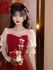 Vestido de noiva elegante para noivas, adequado para noivado, recepção e uso diário, com decote quadrado estilo chinês e opções de tamanho pequeno.