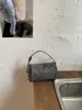 Bolsa para bolígrafos cilíndrica de gamuza retro de comercio exterior transfronterizo, minibolso de moda, bolso bandolera para el trabajo para mujer