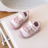 Sapatos de Caminhada para Bebê 0-3 Anos Meninos Primavera e Outono Sapatos de Lona Solado Macio Antiderrapante Meninas Não Caem Facilmente Sapatos de Lona Modernos