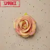 Cabeças de Rosas Artificiais (Rosas Chá Enroladas) Direto do Fabricante para Decoração de Casamento em Cena Externa Parede de Flores Arranjo de Arco