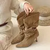 Botas de Moda Otoño/Invierno 2026 con Tacón de Bloque y Punta Fina, Elegantes Botines Retro, Botas de Gamuza con Hebilla de Cinturón Adelgazante, Estilo Nuevo