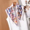Elegante Bufanda Cuadrada de Imitación Seda con Estampado de Cadena Chal Versátil Bufanda de Cuello de Gama Alta Pañuelo para la Cabeza Bufanda de Seda Bufanda para Mujer