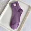 Calcetines Zhuji para Mujer, Calcetines de Media Caña Otoño e Invierno, Anti-Olor, Absorbentes de Sudor, Transpirables, Calcetines de Algodón para Mujer, Calcetines de Algodón Bordados con Dibujos Animados de Colores Dulces