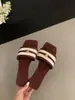 Sandálias rasteirinhas Chuyuji estilo francês inspiradas na Chanel para mulheres, para uso externo no verão, novo modelo 2026, sandálias de praia com sola macia