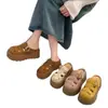 Sapatos Femininos Retro Fechados Perfurados 2025 Novo Estilo de Verão para Mulheres Baixas, Chinelos Elegantes com Solado Grosso Aumentadores de Altura Estilo Birkenstock