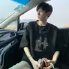 Camiseta de Manga Cinco Cuartos Holgada de Marca de Moda para Hombre, Nuevo Estilo Verano 2026, Oversize Estilo Hong Kong Casual Algodón Puro Versátil Manga Corta