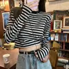 Camiseta listrada color block de manga longa feminina, nova coleção outono 2026, casual e modeladora, perfeita como camada base ou top curto para estudantes