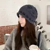 Gorro fino tipo pull-over para otoño e invierno, nuevo estilo retro japonés, hace que la cara se vea más pequeña, gorro tejido a prueba de frío con protección para las orejas, gorro cálido para clima frío
