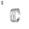 Anillo de apertura con pigmento plateado multicapa transfronterizo de Europa y Estados Unidos, anillo de nicho femenino de alta gama que combina con todo, sin decoloración, anillo de dedo para alimentos.