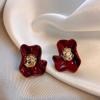 Pendientes Ankora Pétalo Rojo al por Mayor Nuevo Diseño de Nicho 2025 Pendientes Únicos de Alta Gama Accesorios Únicos para Orejas para Mujeres