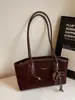 Bolsa de Luxo de Alto Padrão Estilo Estampa de Leopardo para Mulheres 2025 Moderna de Ombro Único Tote de Alta Qualidade para o Dia a Dia Grande Capacidade Feminina de Alto Padrão