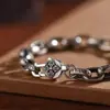 Pulsera Grabada Simple de Seis Palabras Mantra Vintage para Hombres, Joyería de Mano Estilo Étnico con Pestillo Vajra Plateado, En Stock