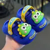 Zuecos de verano para niñas, sandalias de dibujos animados antideslizantes para interiores para niños, adecuados para niños mayores y pequeños, sandalias de playa para exteriores