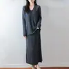 Conjunto de Duas Peças para Mulheres - Suéter de Tricô Gola V 100% Lã Nova Outono/Inverno Mangas Longas Cor Sólida Saia Longa Canelada