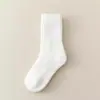 Meias femininas de lã com forro de fleece para outono e inverno, espessadas para aquecimento e resistência ao frio, meias de cano longo, leves e quentes para dormir no inverno, meias pós-parto