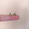 Aretes de Trébol de Circonia Verde Esmeralda para Mujer, Pequeños, Sencillos, Modernos, Flor de la Suerte, Pendientes para el Trabajo, Nuevo Estilo 2025