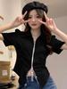 Camiseta de manga corta estilo coreano de verano para mujer con diseño plisado irregular y doble cremallera que adelgaza los hombros.