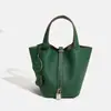 Bolsa Feminina de Couro Genuíno Mais Vendida Couro Bovino Camada Superior Bolsa Cesta Grande Capacidade Versátil Bolsa Balde para o Dia a Dia Bolsa de Ombro Único