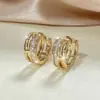 Brincos de Argola Simples Versáteis Transfronteiriços Cao Shi para Mulheres Zircônio Vazado Joia Exquisita em Forma de C Brincos Clássicos Diários para Combinar