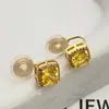 Brincos Pequenos Quadrados de Zircônia Cúbica para Mulheres Moda Simples Estilo Europeu e Americano Brinco Novo Leve Luxo Estilo Versátil Suporta Atacado
