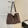 Bolso de mano retro, artístico y de diseño nicho, con un estilo preppy, un bolso de hombro nuevo y moderno, minimalista y de gran capacidad para mujer