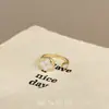 Anel de Flor de Lis com Diamantes Cintilantes de Luxo Leve Estilo Francês para Mulheres, Design Simples de Nicho, Anel para Dedo Indicador, Anel Empilhável para o Dia a Dia