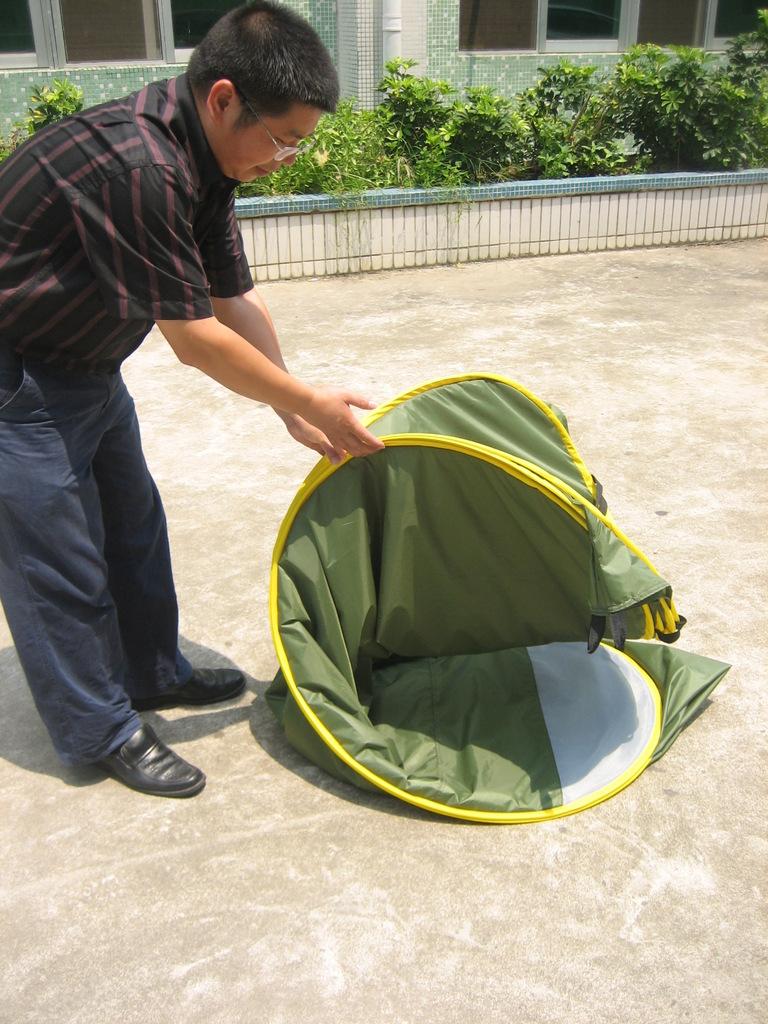 五洲风情更衣帐