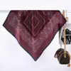 Novo Lenço de Seda Pequeno Estampado de Bolinhas Feminino, Versátil e Elegante para Primavera e Verão, Lenço Quadrado Pequeno de Seda Falsa, Moderno e Popular Online
