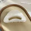 Nova Presilha de Cabelo de Acetato Estilo Coreano de Alta Qualidade Triângulo Curvo Vazado Presilha de Tubarão Simples para Traseira da Cabeça para Mulheres