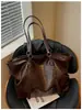 Bolsa de Hombro Grande de Estilo Europeo y Americano de Gran Capacidad para Mujer, Bolso de Hombro Simple y Versátil, Bolso de Axila de Alta Calidad, Nuevo para 2026, Transfronterizo