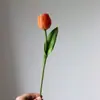 Buquê de Tulipas Artificiais de Couro PU de Alta Qualidade para Decoração de Transmissão ao Vivo, Buquê de Casamento da Noiva