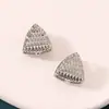 Brincos Studs Europeus de Luxo Leve Geométricos Triangulares Estilo Indiferente Modernos Individuais Tendência Versáteis Adornos de Orelha