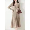 Nuevo Estilo Otoño e Invierno 2026 Vestido de Punto 100% Lana Pura para Mujer Cuello en V Cintura ceñida Manga Larga Suéter de Lana Falda Corta para Mujer