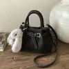 Bolsa Plissada Estilo Coreano para Mulheres Outono e Inverno 2025 Nova Bolsa de Ombro Nicho para o Dia a Dia Bolsa Transversal Retro Fashion