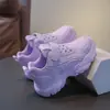 Tênis Esportivo Infantil com Superfície de Couro, Novo Estilo Primavera 2026, Dad Shoes para Meninas, Tênis de Corrida da Moda para Meninas Mais Velhas