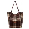 Moda Outono Estilo Coreano Bolsa Tote de Lã Retrô 2025 Nova Xadrez Versátil Grande Capacidade Bolsa Tote de Ombro