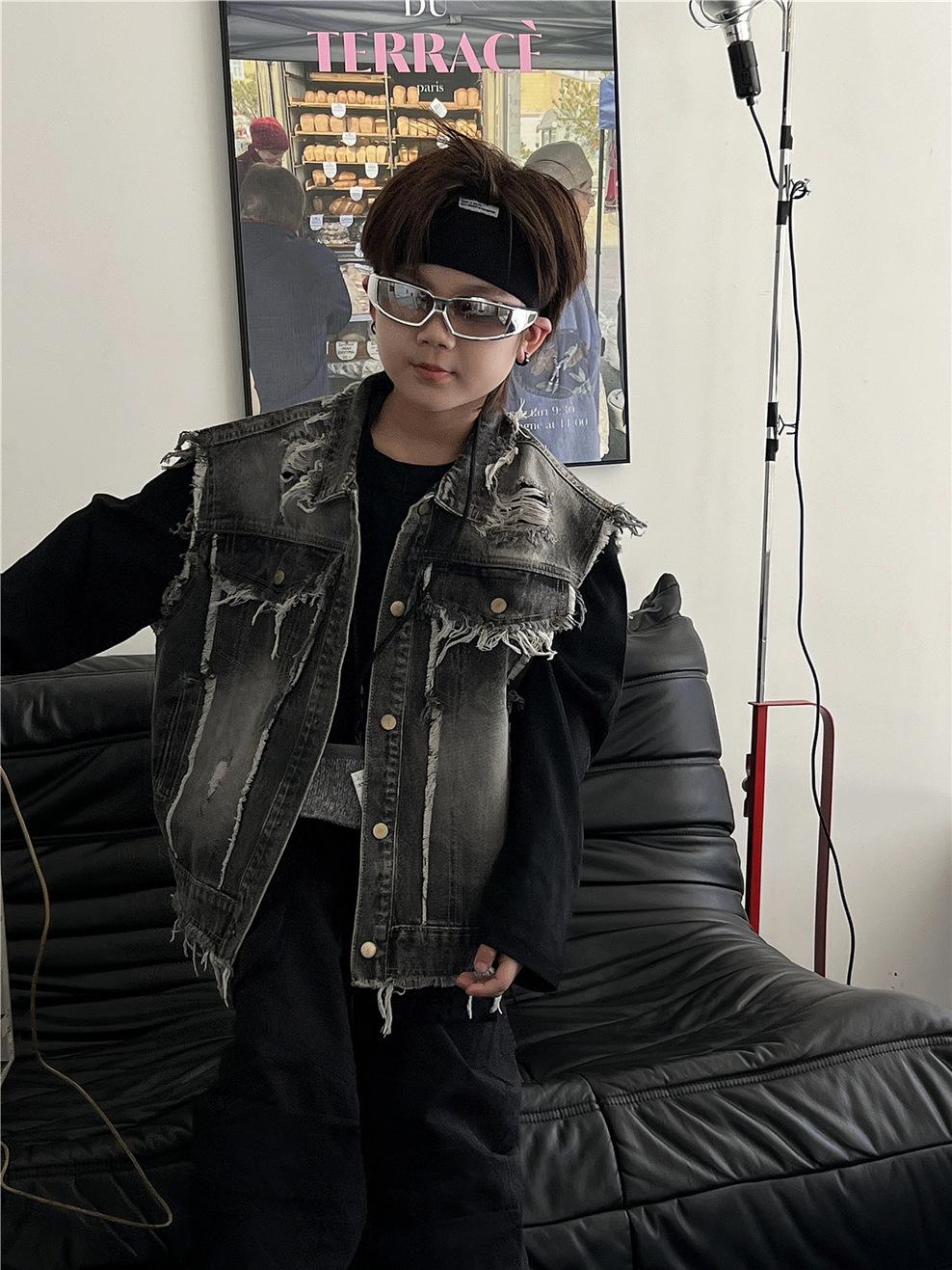 2.JPG