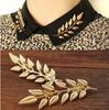 Joyería popular de hoja de árbol dorada y plateada broche pin para hombre y mujer pin para cuello de camisa suéter hebilla para cuello al por menor al por mayor