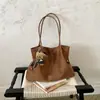 2026 nova bolsa tote de camurça estilo coreano moda retrô nicho, grande capacidade, casual, simples, bolsa de ombro, bolsa crossbody