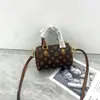 Bolso Nuevo para Mujer de Hombro Cruzado Versátil Vintage Floral Retro Transfronterizo Popular de Moda Gran Capacidad