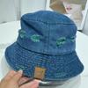 Chapéu de Pescador de Denim Rasgado e Lavado do Designer de Nicho para Crianças Primavera e Verão Casual All-match Face Mostrado Pequeno Chapéu de Bacia de Guarda-sol