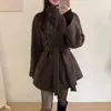 Elegante abrigo de lana casual de invierno estilo coreano, moda francesa retro, cuello alto, estilo británico, cintura ceñida con cinturón