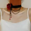 Joyería de Estilo Europeo y Americano Cadena para Clavícula Flor de Encaje Negro Gargantilla Vintage Cadena de Flor de Rosa Collar con Borla Cadena para el Cuello