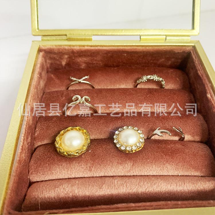 TY220811-4.jpg