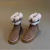 Botas de Nieve de Caña Media con Suela Gruesa para Mujer 2026 Nuevo Estilo de Invierno Botas Cortas Peludas Integradas de Cuero y Piel Botas de Algodón para el Noreste de Mayor Grosor