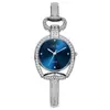 El Reloj de Mujer de Lujo Ligero Cielo Estrellado Goldie es Exquisito, de Nicho y de Gama Alta, Reloj con Pulsera Irregular Hueca