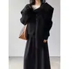 Suéter de punto casual con cuello en V en capas, nuevo estilo otoño/invierno 2026, holgado y elegante, suéter suave y acogedor para mujer, moderno