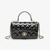 Bolso Cuadrado Pequeño Estilo Chanel con Acabado de Alta Gama, Bolso de Mano para Mujer, Nuevo 2026 Versátil Moda Cadena Acolchado Hombro Cruzado