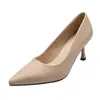 41-43 Tamanho Grande Sapatos de Salto Alto para Mulheres com Salto Fino 2026 Primavera e Outono Novo Estilo Sapatos de Trabalho Bico Fino Estilo Francês Sapatos de Salto Baixo Pretos Tamanho Pequeno